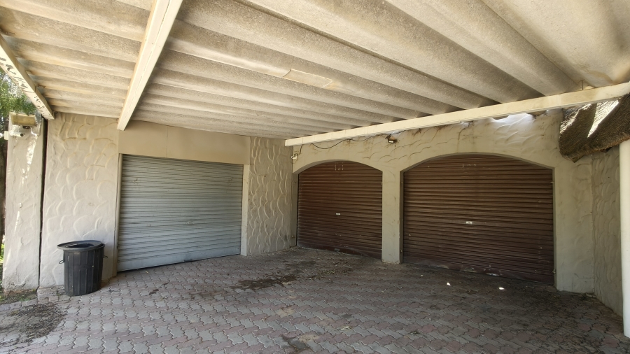 5 Bedroom Property for Sale in Ventersburg Free State